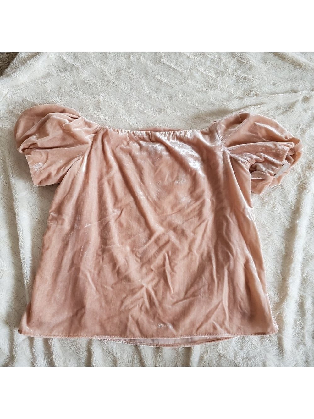 WAYF Crushed Velvet Lindon Top - Picture 2 of 5